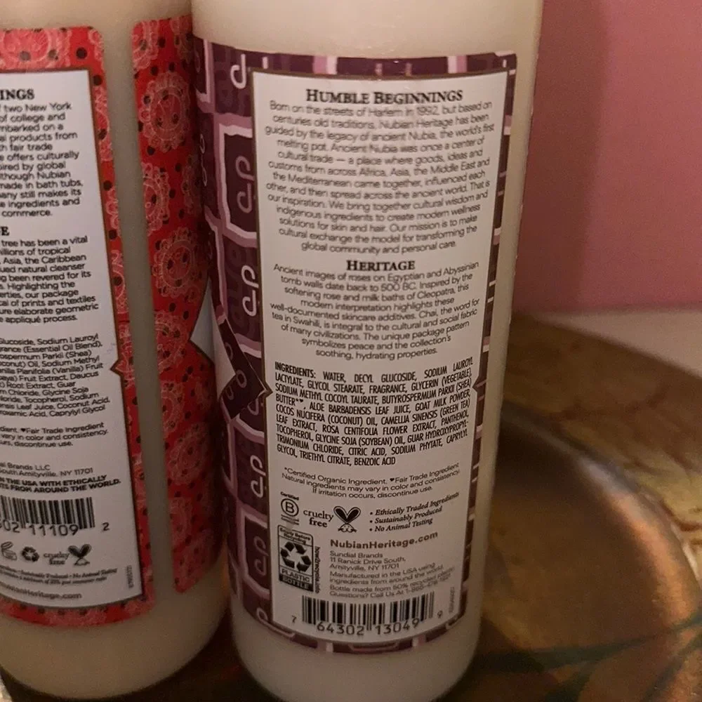 Nubian Heritage 1 goat’s milk & 1 chai body wash & coconut & papaya wash